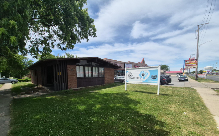 1121 E SIBLEY BLVD